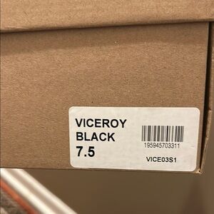 Steve Madden Viceroy Black Ankle Boots